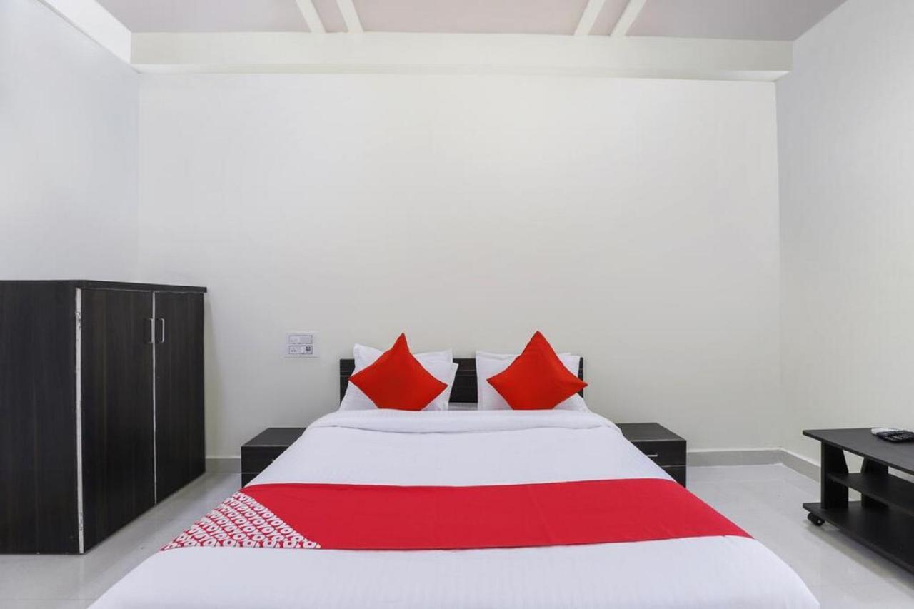 Hotel-The Safar Amhedabad Dış mekan fotoğraf