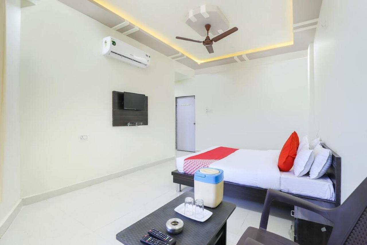 Hotel-The Safar Amhedabad Dış mekan fotoğraf